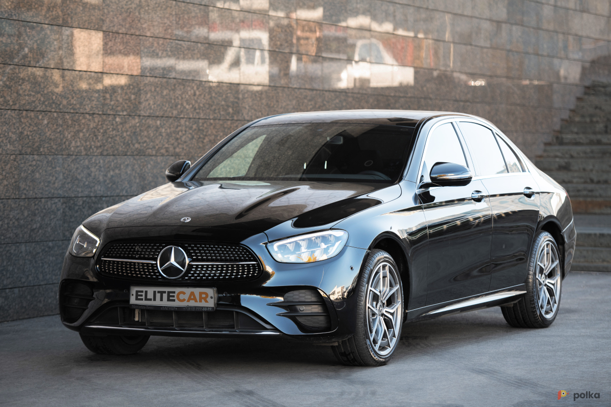 Возьмите Mercedes-Benz E-class  напрокат (Фото 1) в Москве