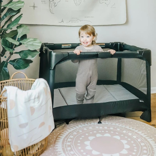 Манеж детский 4moms breeze