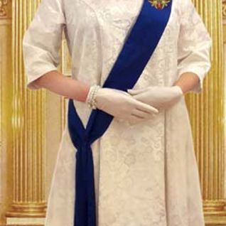 Королева Англии Костюм