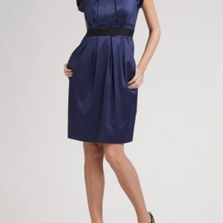 Платье Phoebe by Kay Unger Zipper scoop neck dress