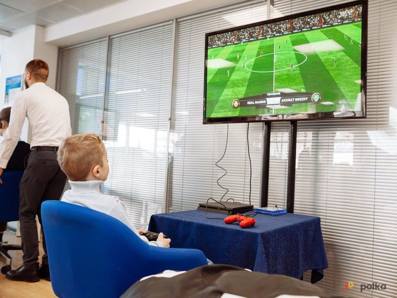 Возьмите Игровая приставка FIFA 2025 напрокат (Фото 1) в Москве