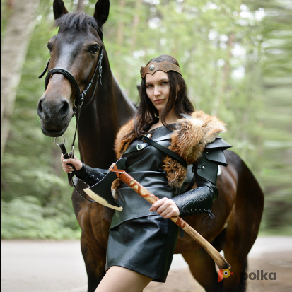 Возьмите Костюм викинга женский Ирла напрокат (Фото 3) в Москве