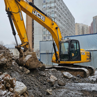 Гусеничный экскаватор JCB JS220S T2