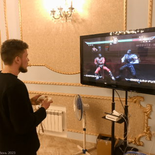 Mortal Kombat Wii с плазмой
