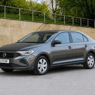 Volkswagen Polo AT