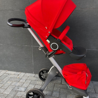 Стильная коляска Stokke Xplory  (12 кг)