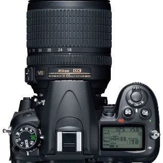 Зеркальный фотоаппарат Nikon D7000 Kit 18-105