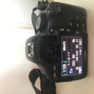 Фотоаппарат Canon 550D