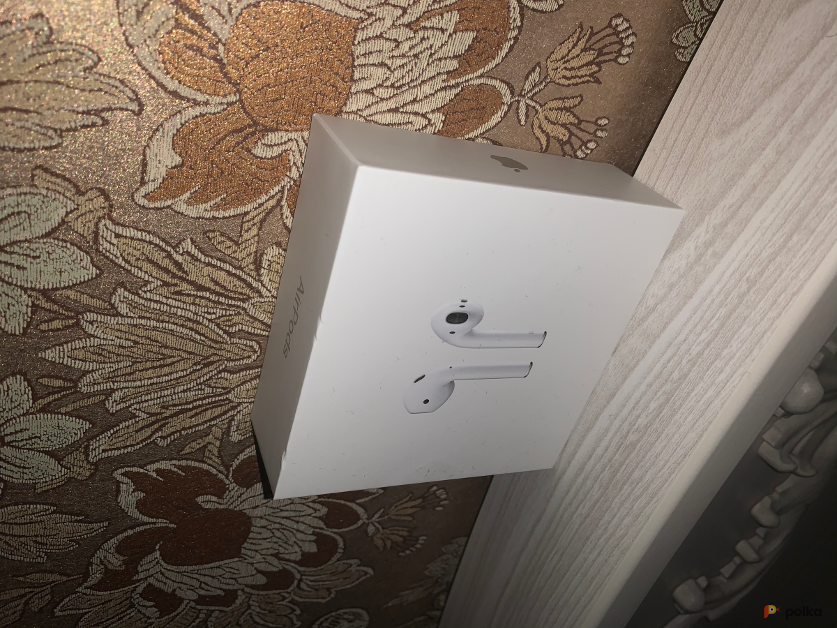 Возьмите Беспроводные наушники Apple AirPods  напрокат (Фото 1) в Москве