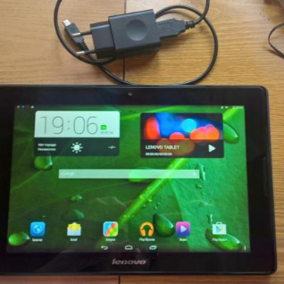Планшет Lenovo A7600 3G Wi Fi 10.1"