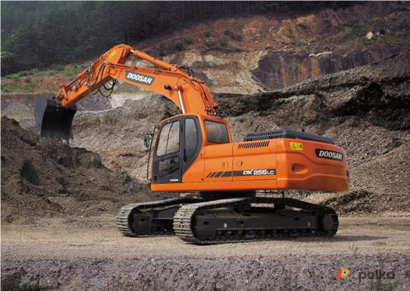Возьмите Гусеничный экскаватор Doosan DX 255LC напрокат (Фото 1) в Москве