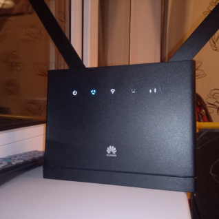 Роутер Huawei b535