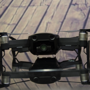 Квадрокоптер (дрон) DJI Mavic Air