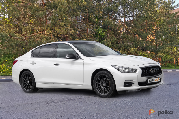 Возьмите Infiniti Q50 напрокат (Фото 4) в Москве
