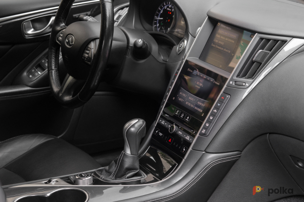 Возьмите Infiniti Q50 напрокат (Фото 10) в Москве