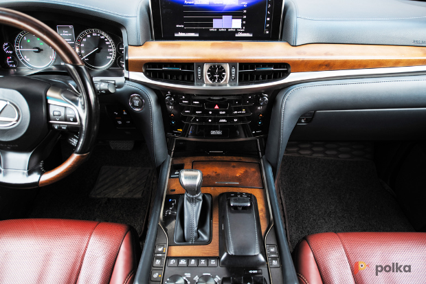Возьмите Lexus LX 450d напрокат (Фото 9) в Москве