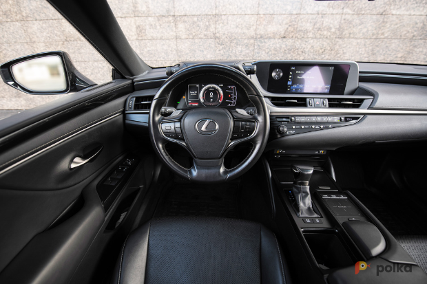 Возьмите Lexus ES 250 напрокат (Фото 3) в Москве